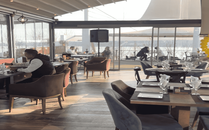 رستوران یات | دریاچه چیتگر