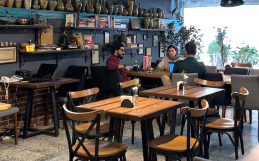کافه عمارت هورمزد | خیابان جمال‌زاده تهران
